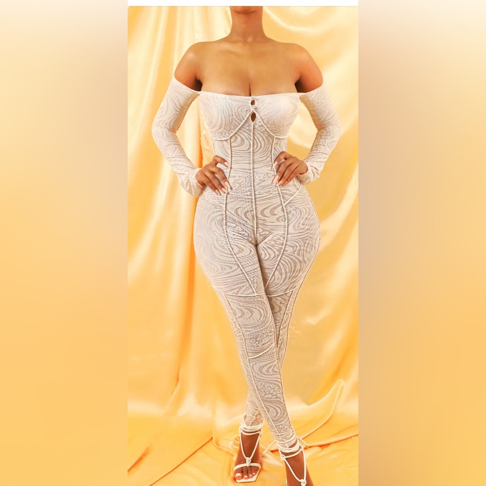 Never Worn - image 1